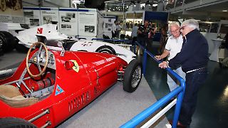 Bernie Ecclestone verkauft alle seine Autos an Red Bull