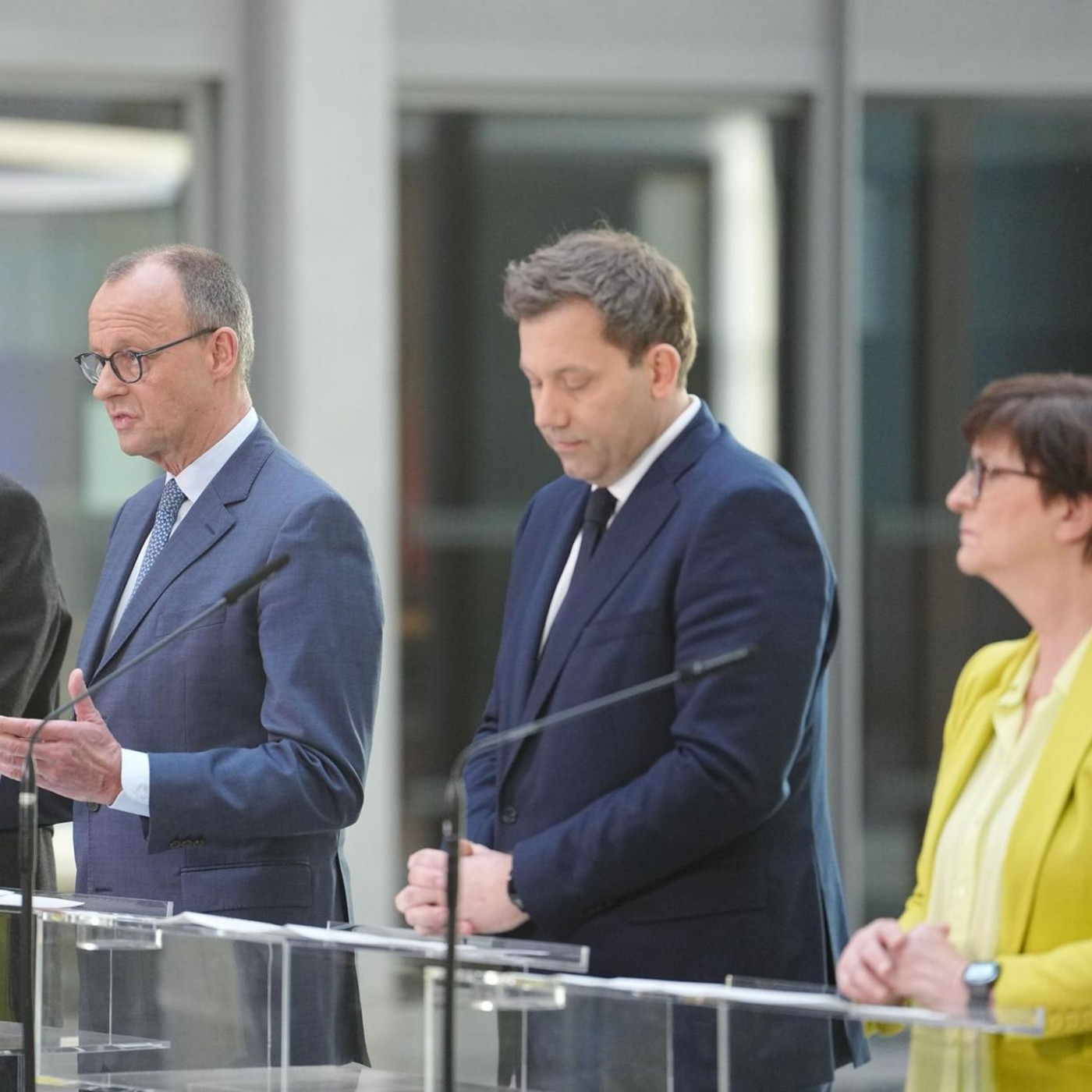 Union und SPD wollen Koalitionsverhandlungen aufnehmen