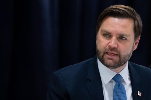 So reagiert J.D. Vance auf die heftige Kritik seines Cousins