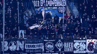 Eintrachts Zaunfahnen-Eklat sorgt für hitzige Debatten