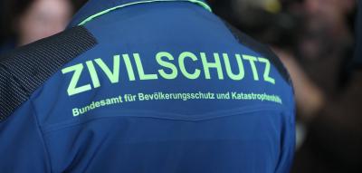 Grüne Landespolitiker fordern jährliche Bevölkerungsübungen und feministische Innenpolitik