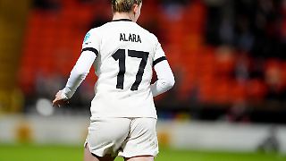 Wegen Nazi-Parolen: DFB-Fußballerin ohne Nachname auf Trikot