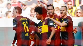 BVB zerlegt Freiburg gnadenlos, Bayer rettet sich kurz vor Schluss