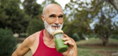 Die beste Ernährung, um im Alter geistig rege und körperlich fit zu bleiben