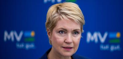 „Wir schieben die falschen Leute ab“ – Schwesig beklagt „Bauchschmerzen“ bei Migrationsbeschlüssen