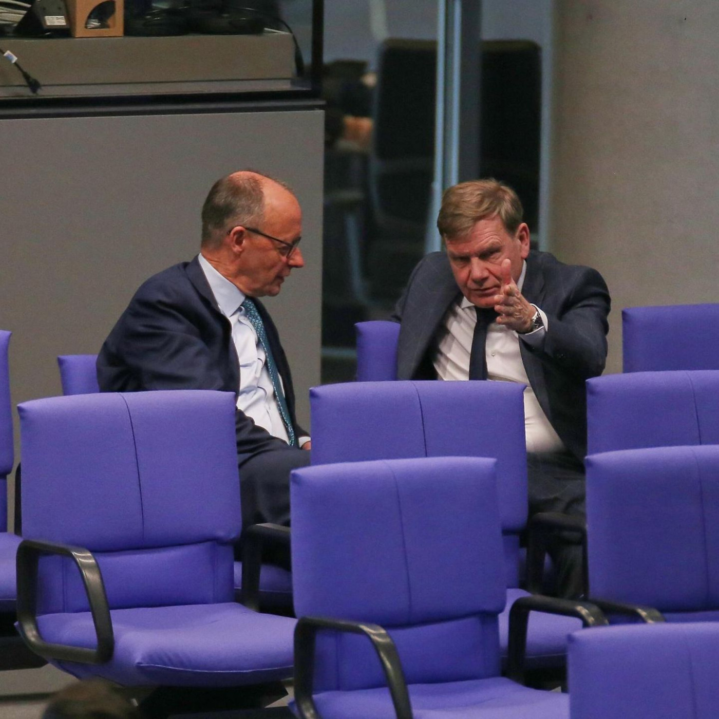 Quereinsteiger und alte Vertraute: Diese Minister schickt Merz ins Rennen