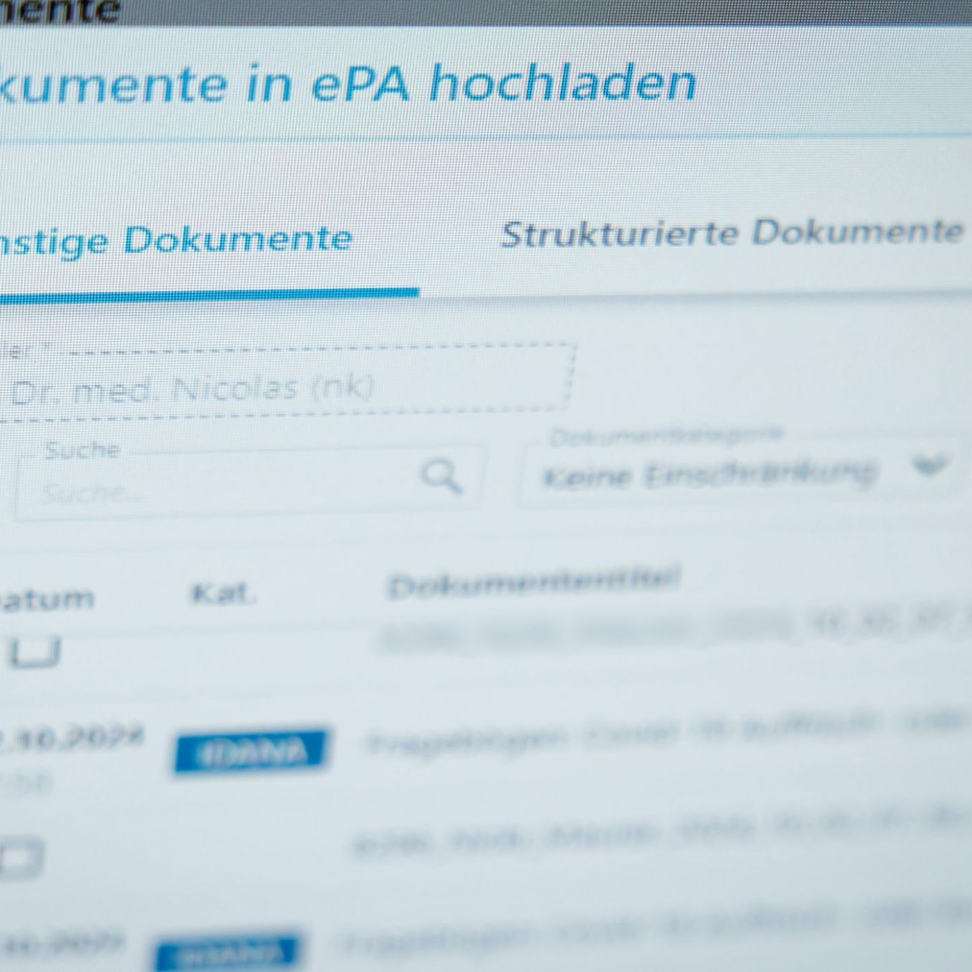 Lauterbach bestätigt Sicherheitslücke bei E-Patientenakte