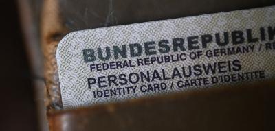 Für 15 Euro per Post nach Hause – Kommunen kritisieren hohe Liefergebühren für Ausweise