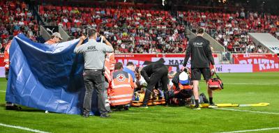 Mitspieler leisten Erste Hilfe – Sorgen um Heidenheims Torwart