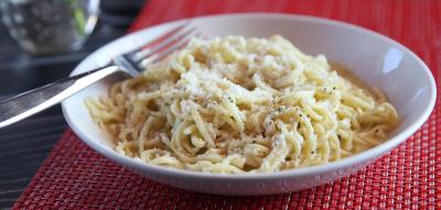 Physiker finden die ideale Formel, um Nudeln mit Pecorino und Pfeffer zu verfeinern