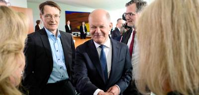 Bis zu 240.000 Euro in zwei Jahren – Das verdienen die Ex-Minister nach ihrer Amtszeit