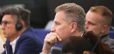 EU-Parlament hebt erneut Immunität von AfD-Politiker Bystron auf