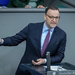 Spahn neuer Chef der Unionsfraktion