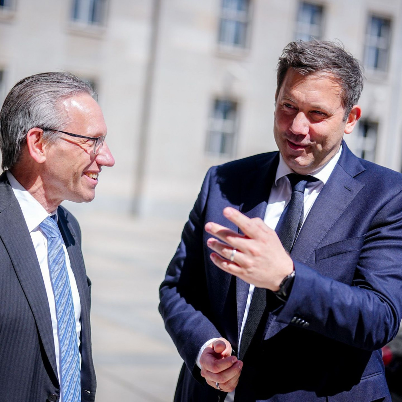 Klingbeil will Haushalt vor Sommerpause ins Kabinett bringen