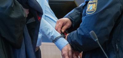 Er war in Handschellen und barfuß – Abschiebehäftling geflohen