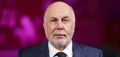 Beamtenbund-Chef warnt vor pauschalen Entlassungen von AfD-Mitgliedern