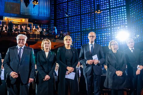 Weltkrieg-Gedenken beginnt mit Gottesdienst
