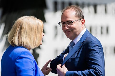 Dobrindt will 3000 Polizisten zusätzlich an Grenze schicken