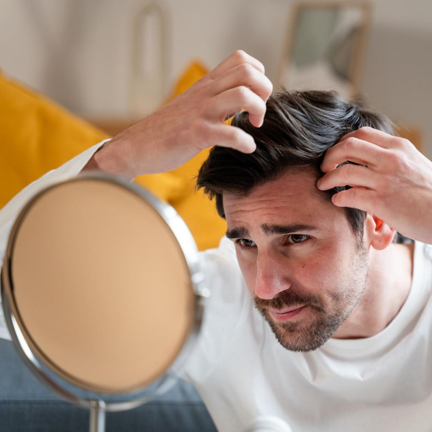 Kann Rotlicht gegen Haarausfall helfen? Eine Expertin klärt auf