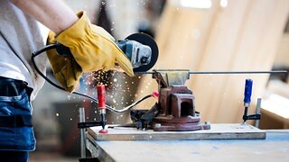 Jobcentern fehlt Geld für Förderung von Langzeitarbeitslosen