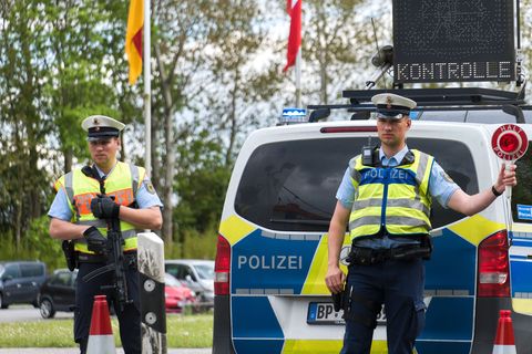 Notlage in der Asylpolitik? Der Streit über eine EU-Klausel