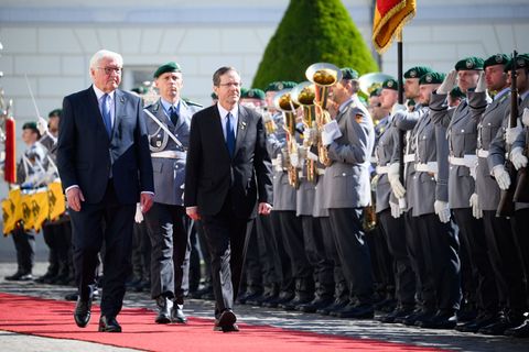 Israels Präsident Herzog in Berlin empfangen