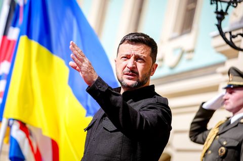 Selenskyj: "Ich werde am Donnerstag auf Putin in der Türkei warten, persönlich"
