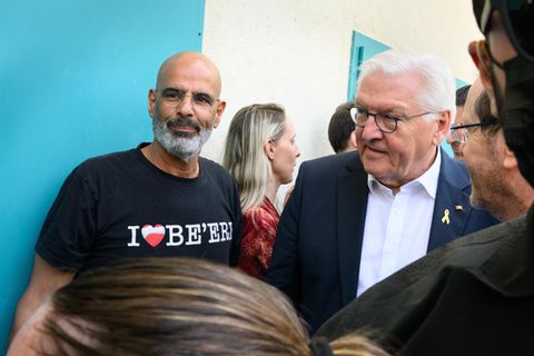 Steinmeier im Kibbuz Be'eri: Wo das Leben nur langsam zurückkehrt