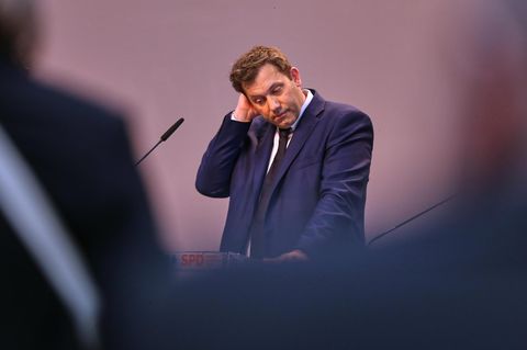 Der Finanzminister schwimmt im Geld – und muss trotzdem sparen