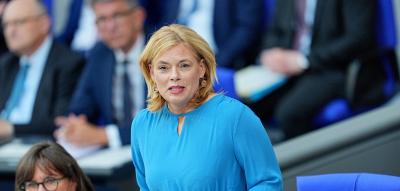 Klöckner rügt Linke für „Genozid“-Zwischenruf