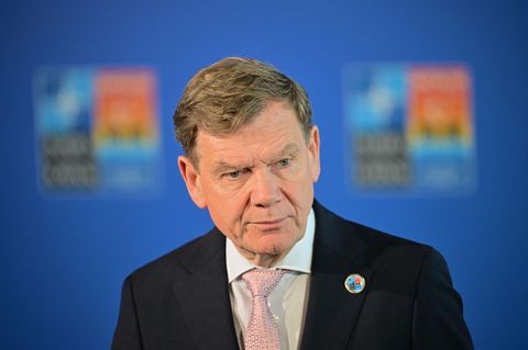 Wadephul schreckt Koalition mit Fünf-Prozent-Ziel auf