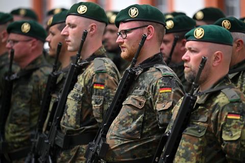Das wären die Kosten für die Bundeswehr bei einem Fünf-Prozent-Etat