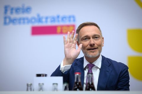 Was hat dieser Mann mit Christian Lindner gemacht?