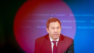 Klingbeil stützt Krankenversicherung mit Geld aus Bundeshaushalt