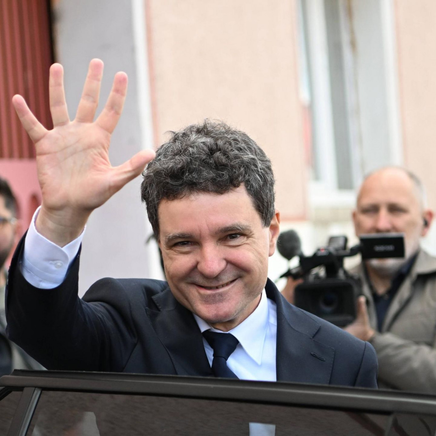 Pro-Europäer wird neuer Präsident in Rumänien