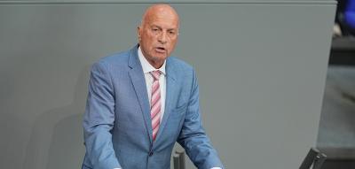 AfD-Politiker Lucassen glorifiziert Kreta-Invasion der Wehrmacht