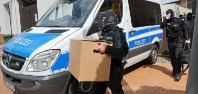 Zerschlagung von rechtsextremer Zelle – Alle beschuldigten Teenager in Untersuchungshaft