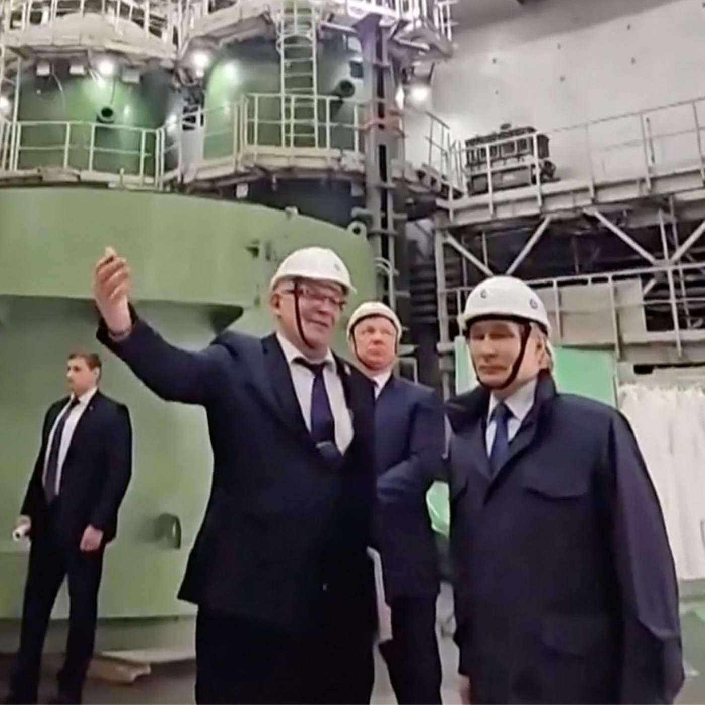 Putin besucht Kursk-Atomkraftwerk: "Situation bleibt schwierig"