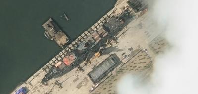 Satelliten-Fotos zeigen Zerstörer vor und nach dem „schweren Unfall“