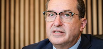 Regierung will morgen Ende der „Turbo“-Einbürgerung beschließen