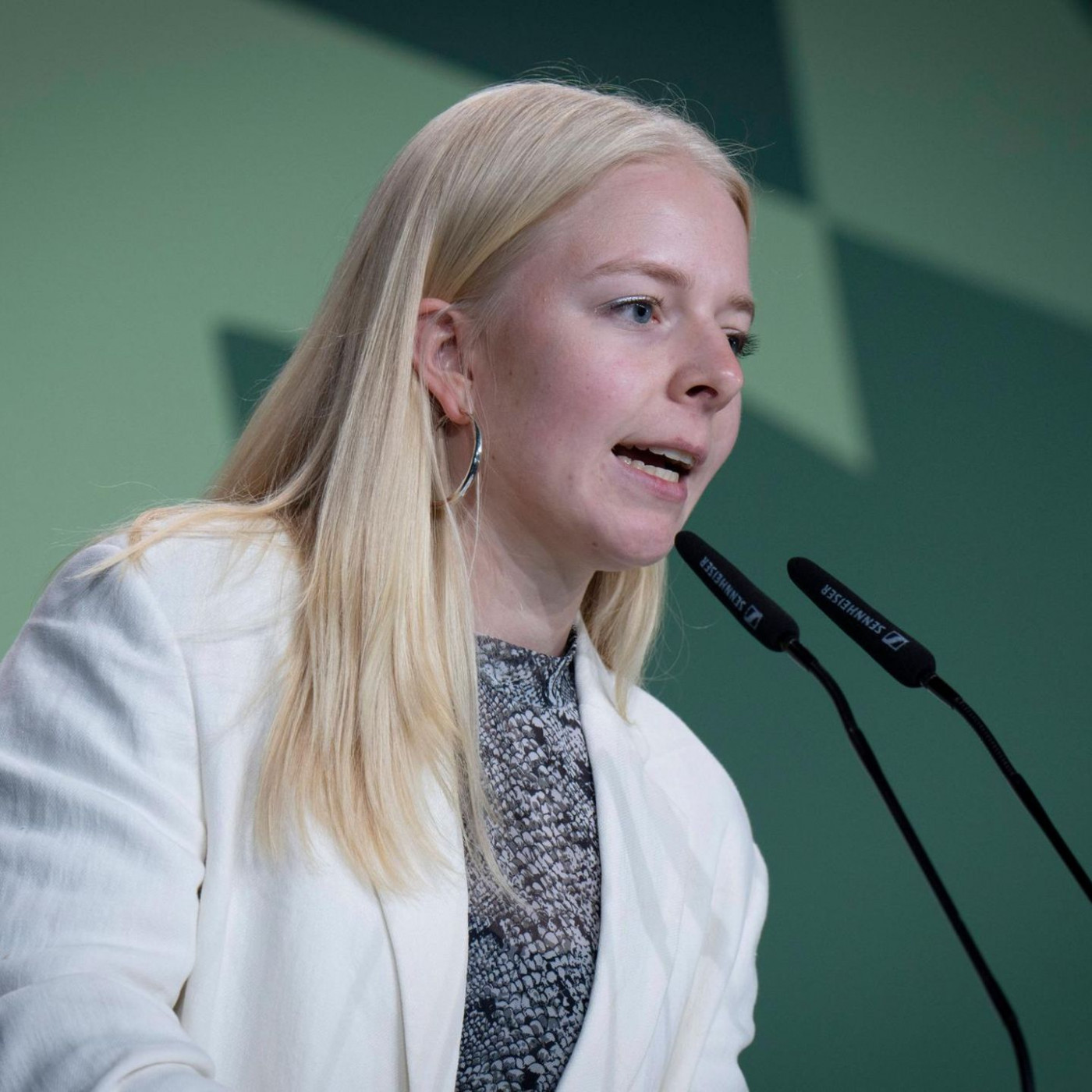 Julia Klöckner droht Grüne-Jugend-Chefin angeblich mit Hausverbot