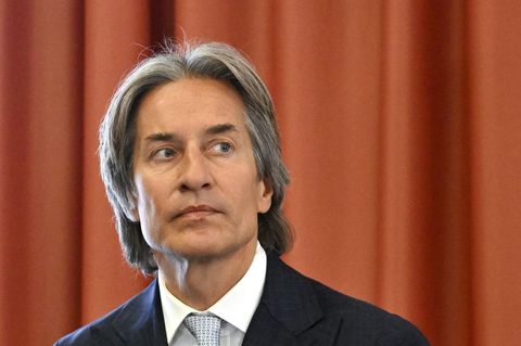9,6 Millionen Euro Bestechungsgeld – Österreichs Ex-Finanzminister in Haft