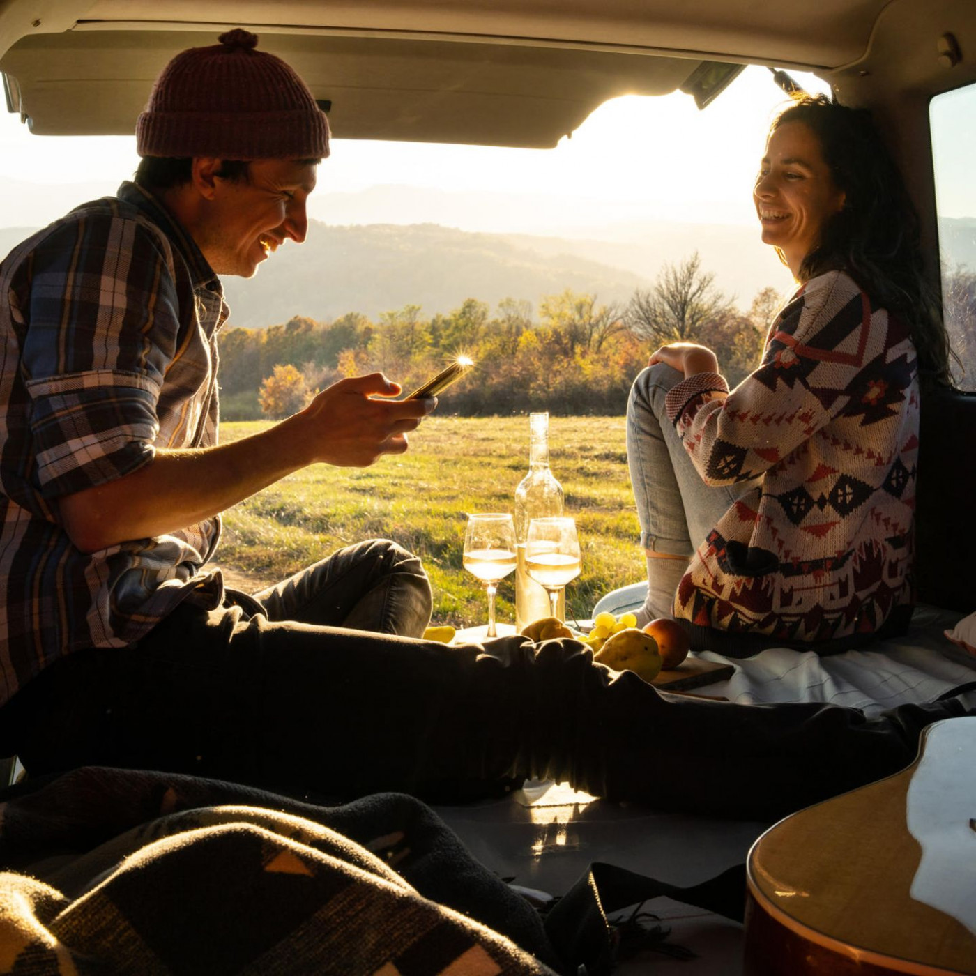 Reisen auf vier Rädern: Wie Camping mit dem Auto wirklich gelingt