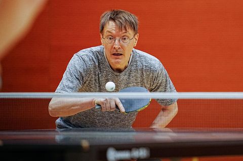 Karl Lauterbach enttäuscht – Tischtennis-Verbot für Ex-Gesundheitsminister