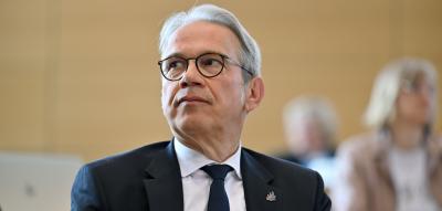 „Eine Partei wird nicht demokratisch, indem sie demokratisch gewählt ist“