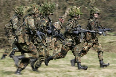 CDU macht Druck – plötzlich wird wieder über eine Wehrpflicht diskutiert