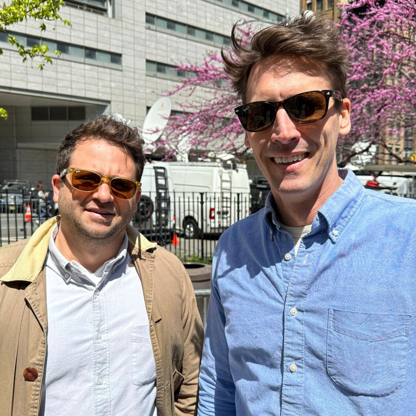 Wie zwei Comedians rechte Fake News demaskieren