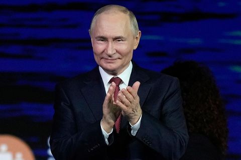 Putin droht: "Der Ort, wo der Fuß eines russischen Soldaten steht, gehört uns"