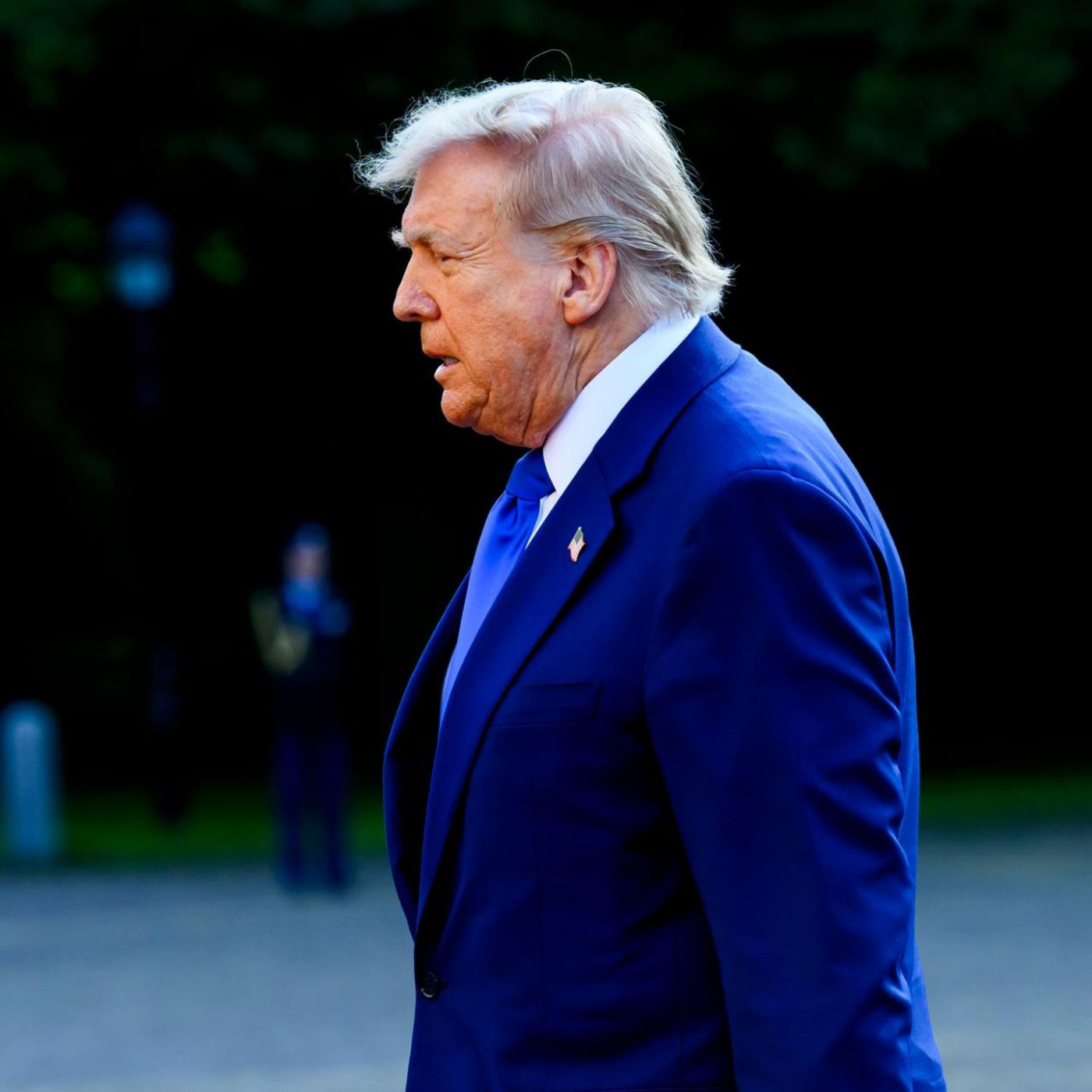 Wer Kritik am Iran-Angriff übt, wird zu Trumps Feind