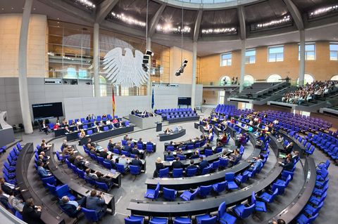 Bundestag setzt kleineres Geheimdienst-Kontrollgremium ein
